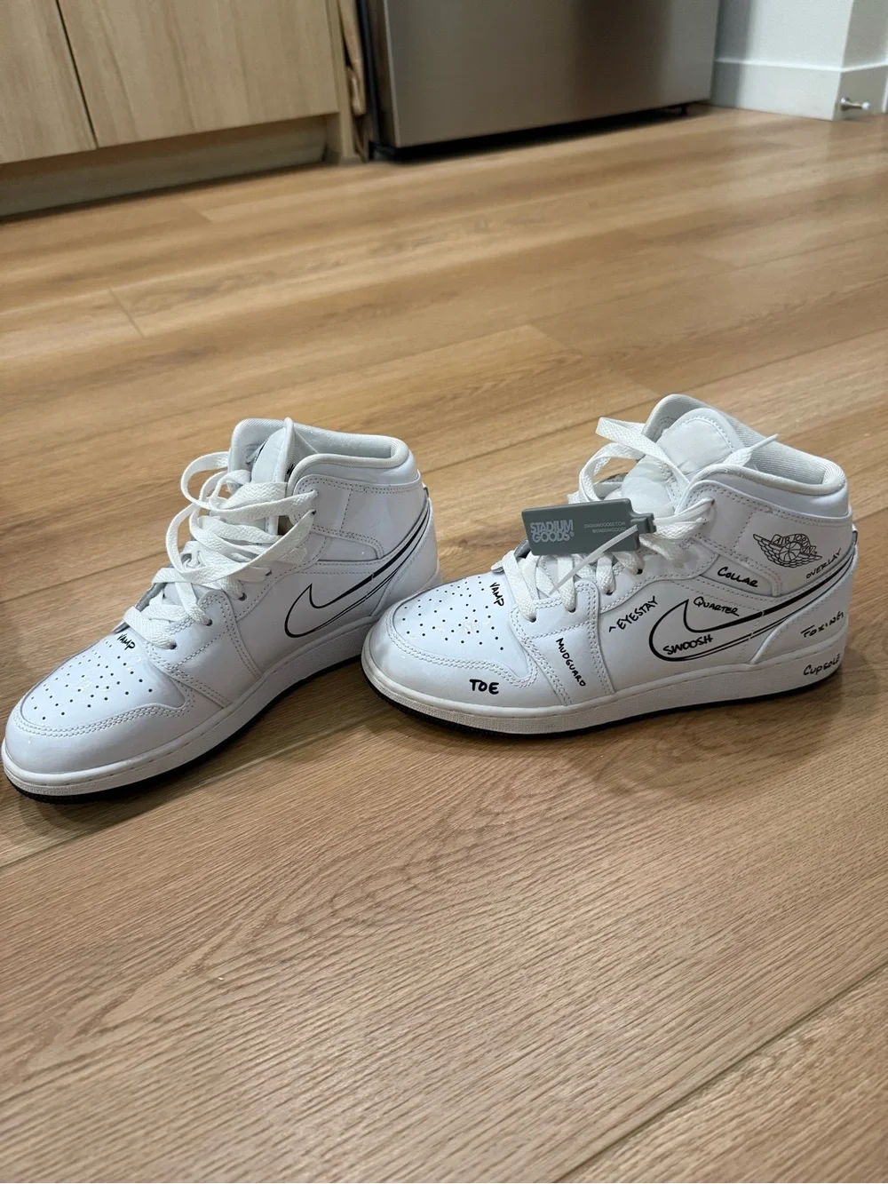Air Jordan 1 Mid 